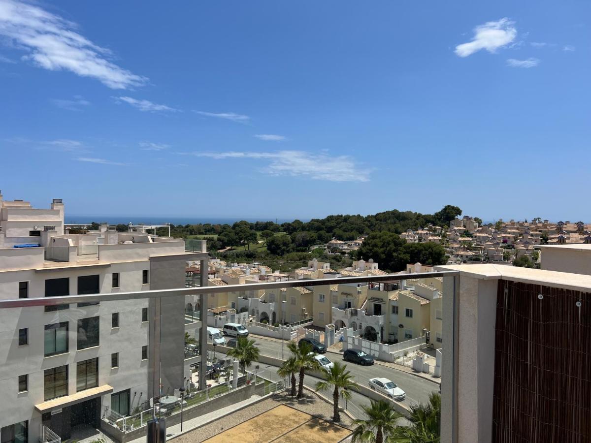 Luxurious Flat & Private Rooftop In Villamartin Orihuela Costa Dehesa de Campoamor  Exteriör bild