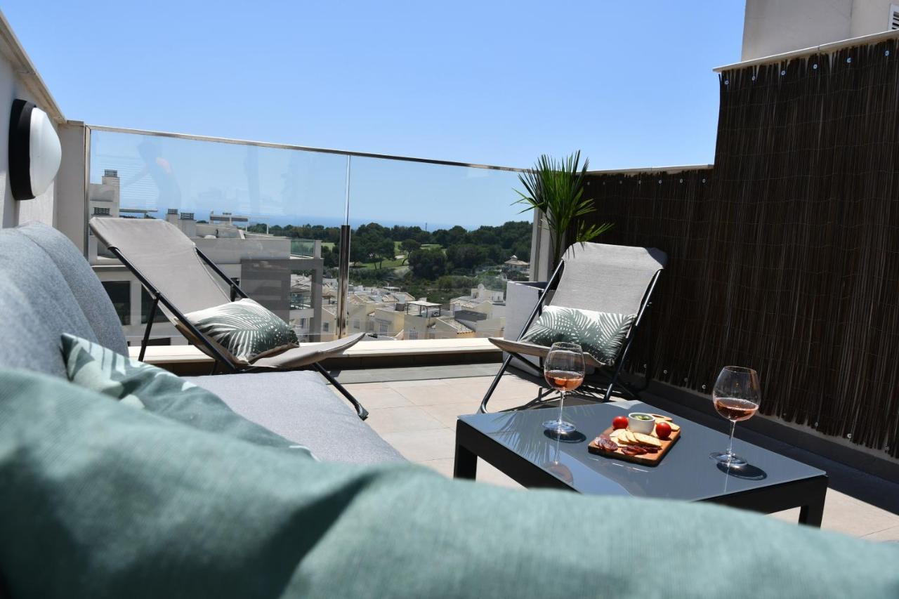 Luxurious Flat & Private Rooftop In Villamartin Orihuela Costa Dehesa de Campoamor  Exteriör bild