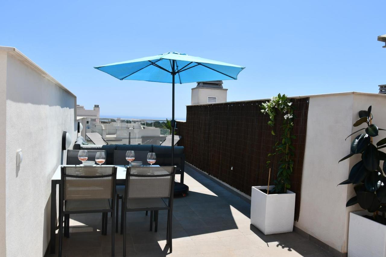 Luxurious Flat & Private Rooftop In Villamartin Orihuela Costa Dehesa de Campoamor  Exteriör bild