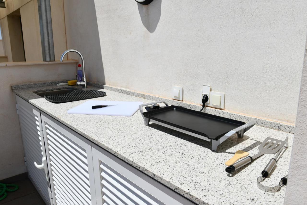 Luxurious Flat & Private Rooftop In Villamartin Orihuela Costa Dehesa de Campoamor  Exteriör bild