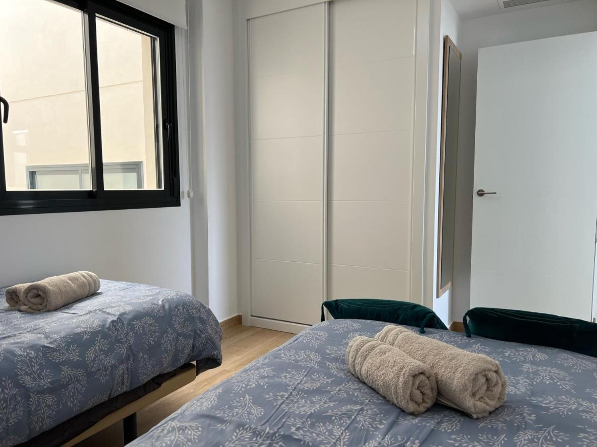 Luxurious Flat & Private Rooftop In Villamartin Orihuela Costa Dehesa de Campoamor  Exteriör bild