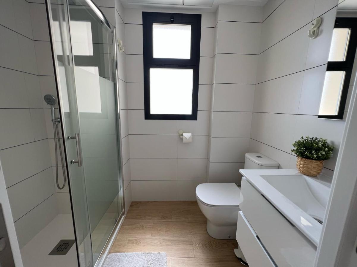 Luxurious Flat & Private Rooftop In Villamartin Orihuela Costa Dehesa de Campoamor  Exteriör bild