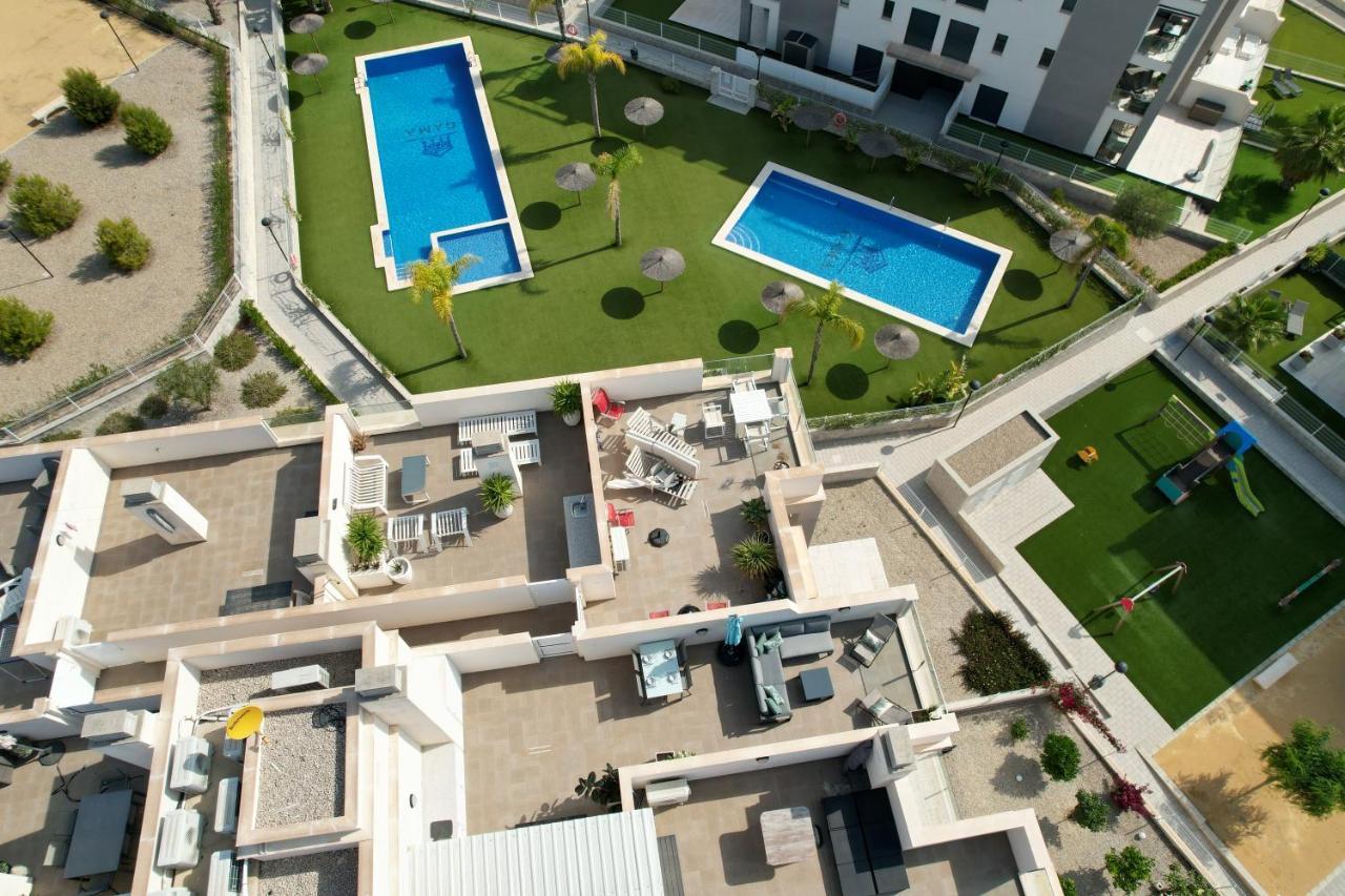 Luxurious Flat & Private Rooftop In Villamartin Orihuela Costa Dehesa de Campoamor  Exteriör bild
