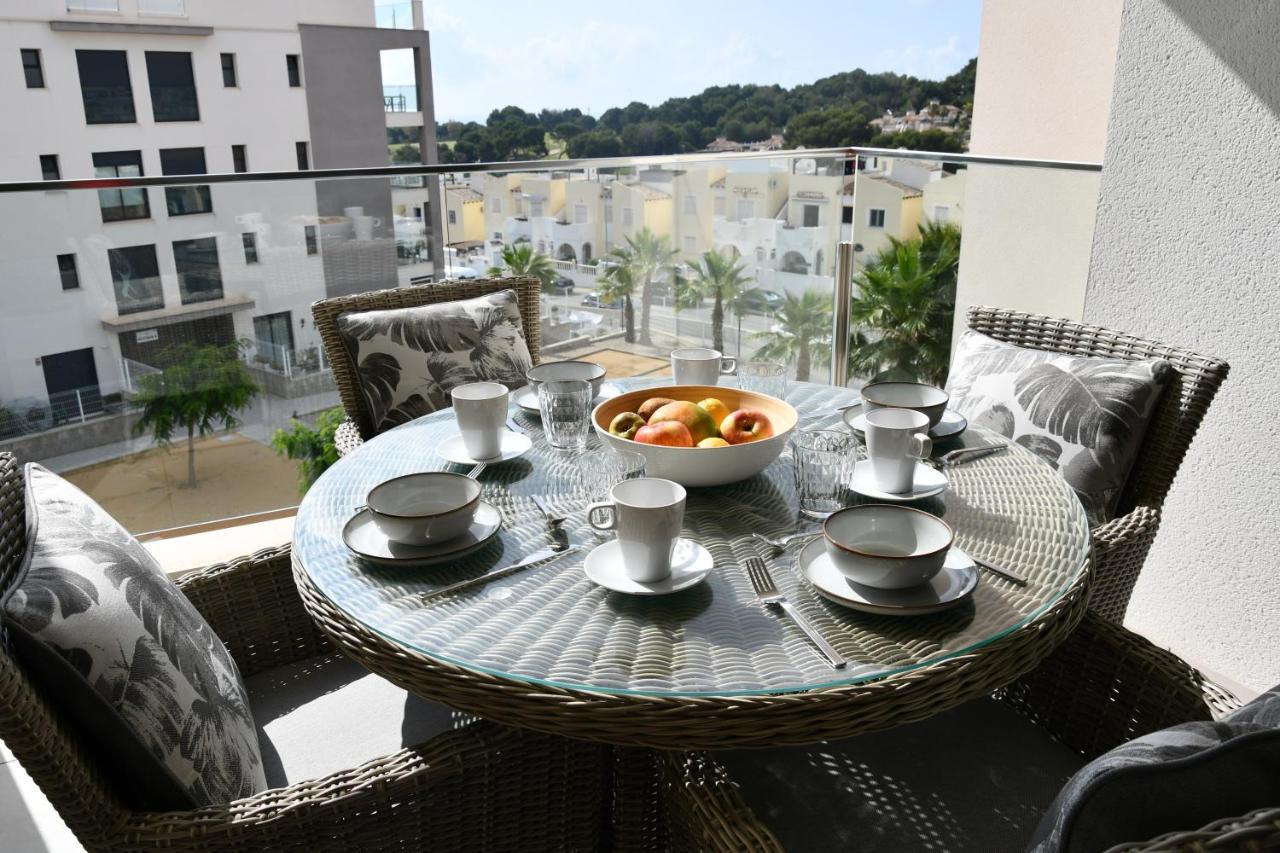 Luxurious Flat & Private Rooftop In Villamartin Orihuela Costa Dehesa de Campoamor  Exteriör bild
